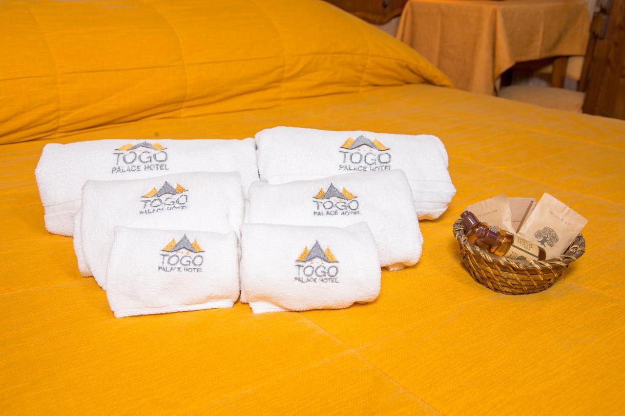 Hotel Togo Palace 泰尔米尼洛 外观 照片