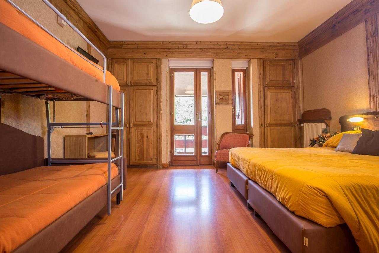 Hotel Togo Palace 泰尔米尼洛 外观 照片
