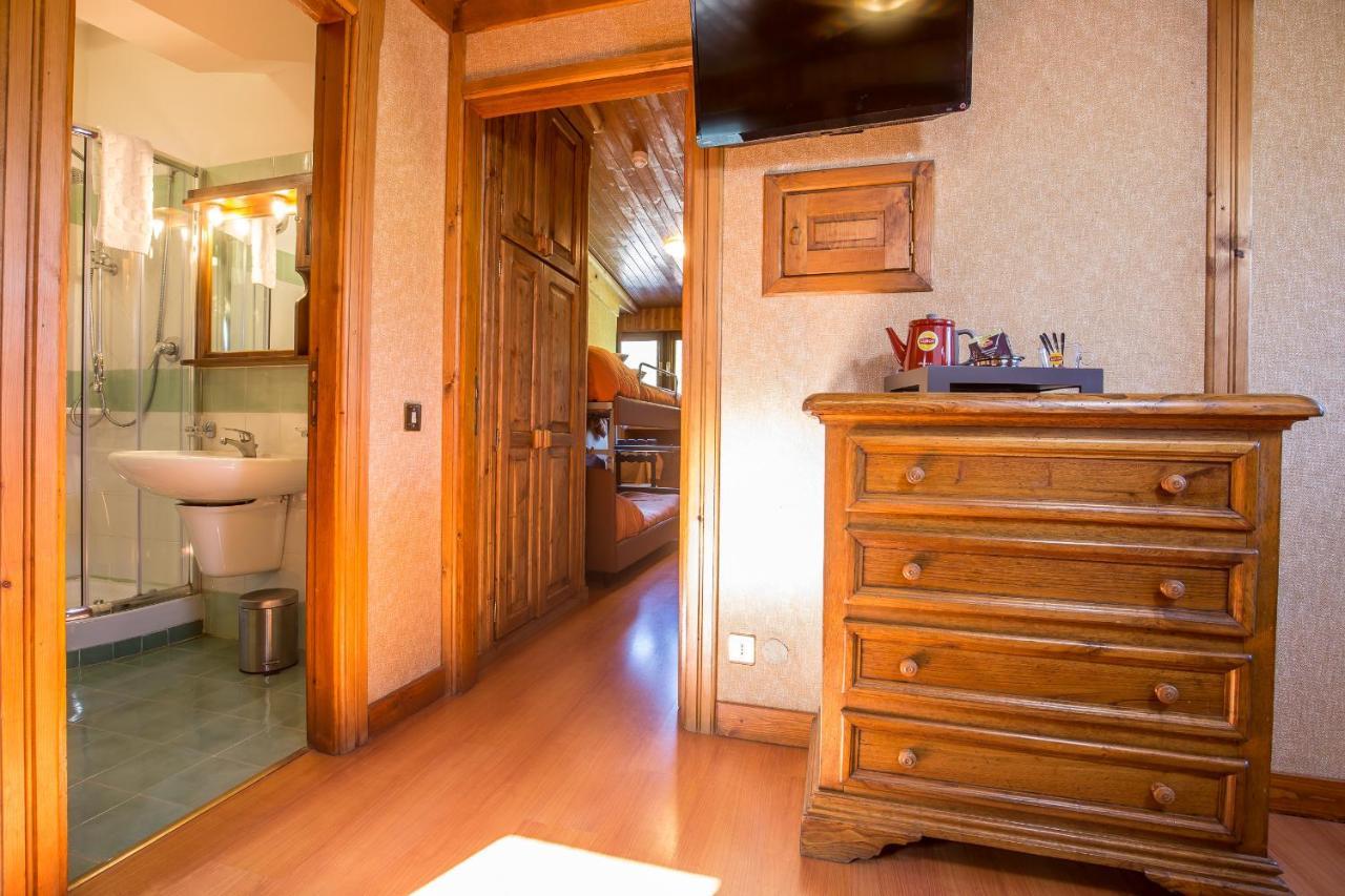 Hotel Togo Palace 泰尔米尼洛 外观 照片
