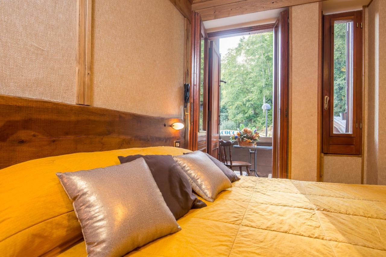 Hotel Togo Palace 泰尔米尼洛 外观 照片